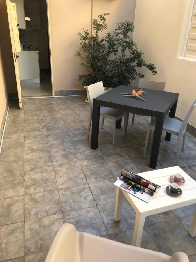 Scogliera Apartments 阿沃拉 外观 照片