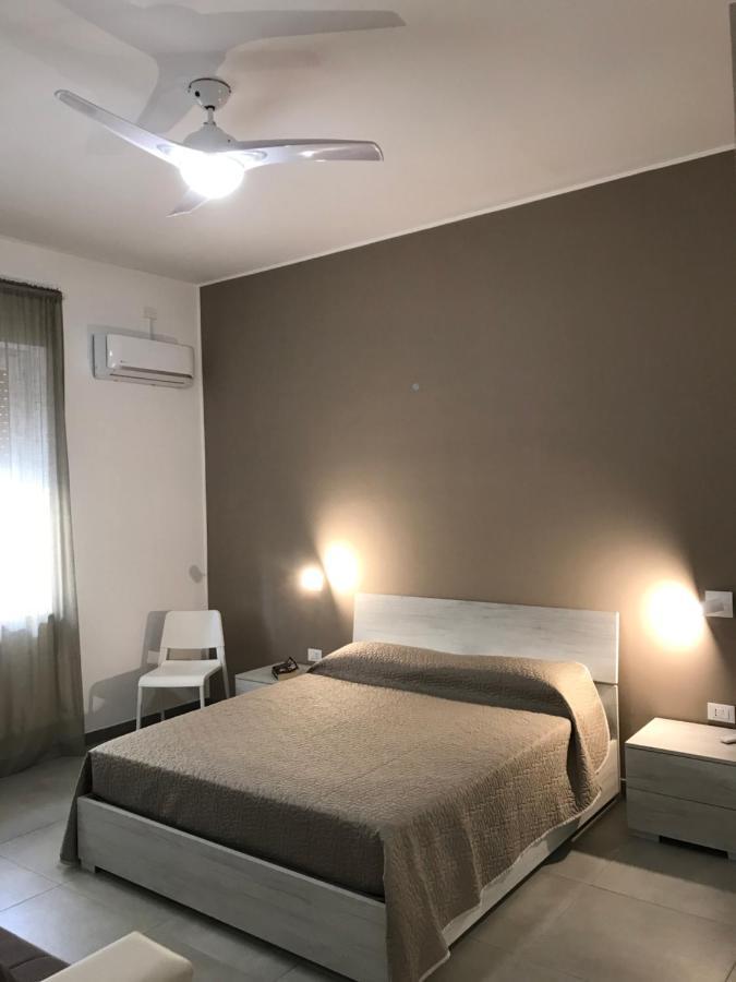 Scogliera Apartments 阿沃拉 外观 照片