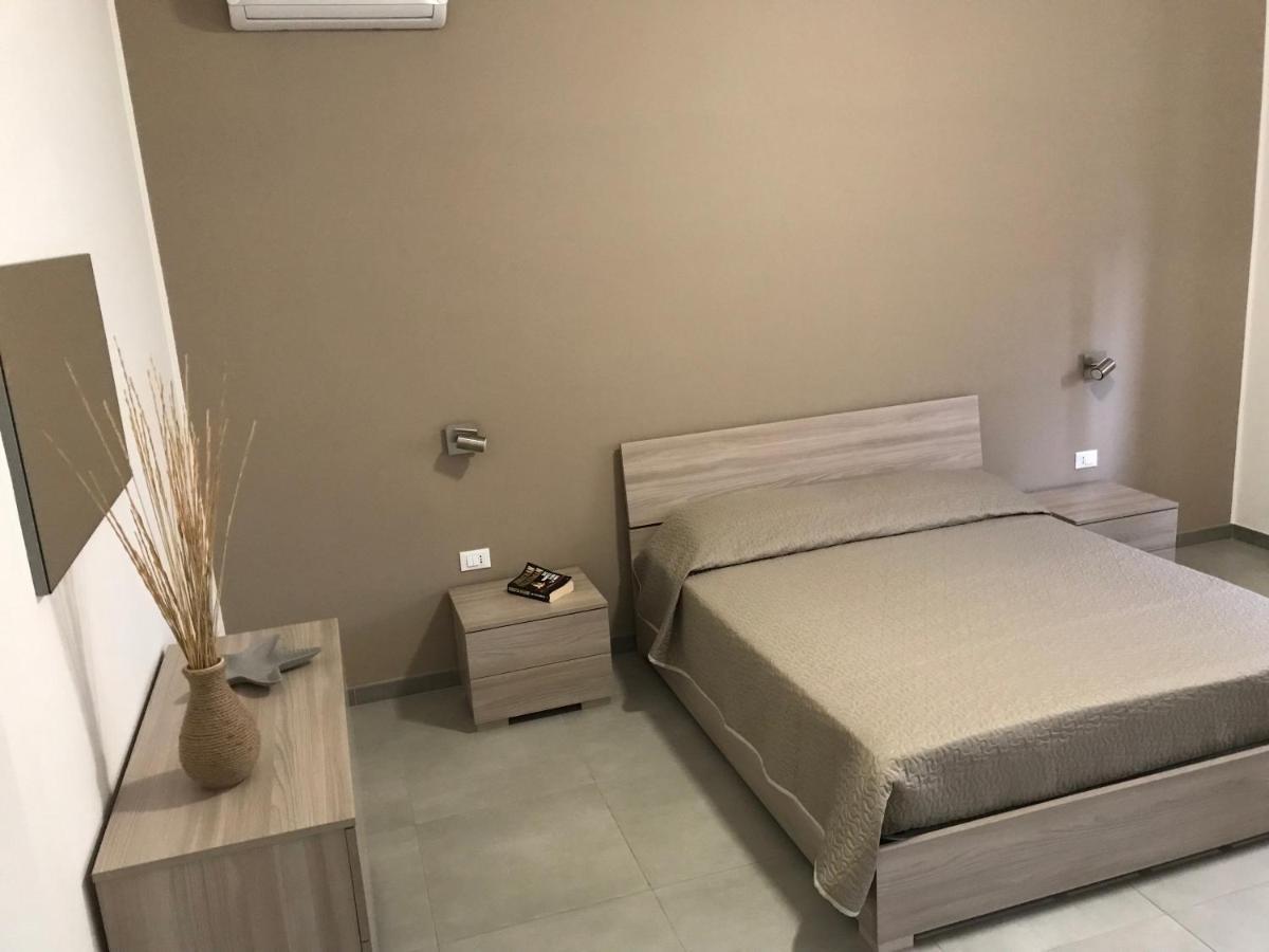 Scogliera Apartments 阿沃拉 外观 照片