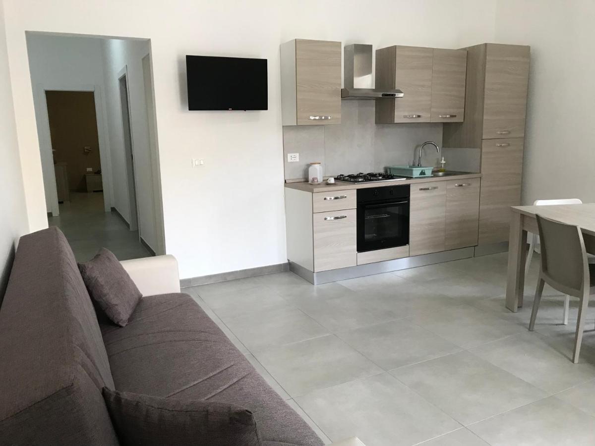 Scogliera Apartments 阿沃拉 外观 照片