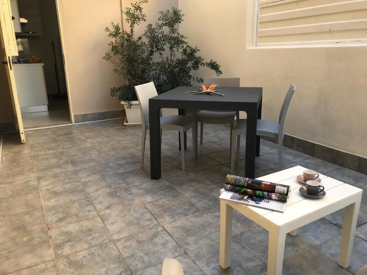 Scogliera Apartments 阿沃拉 外观 照片