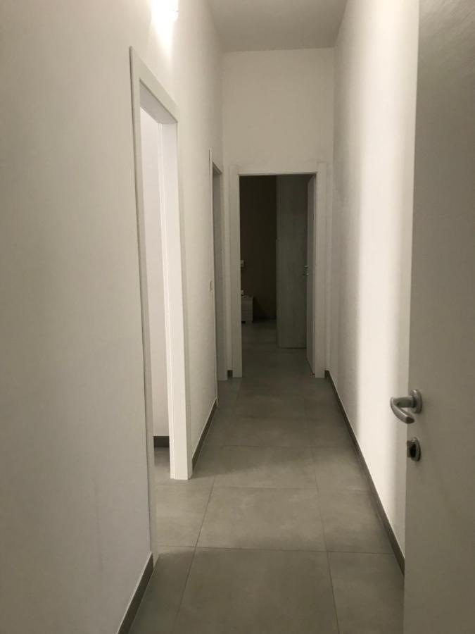 Scogliera Apartments 阿沃拉 外观 照片