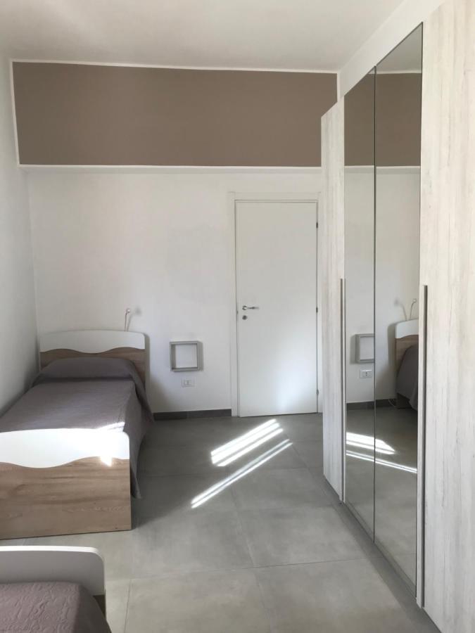 Scogliera Apartments 阿沃拉 外观 照片
