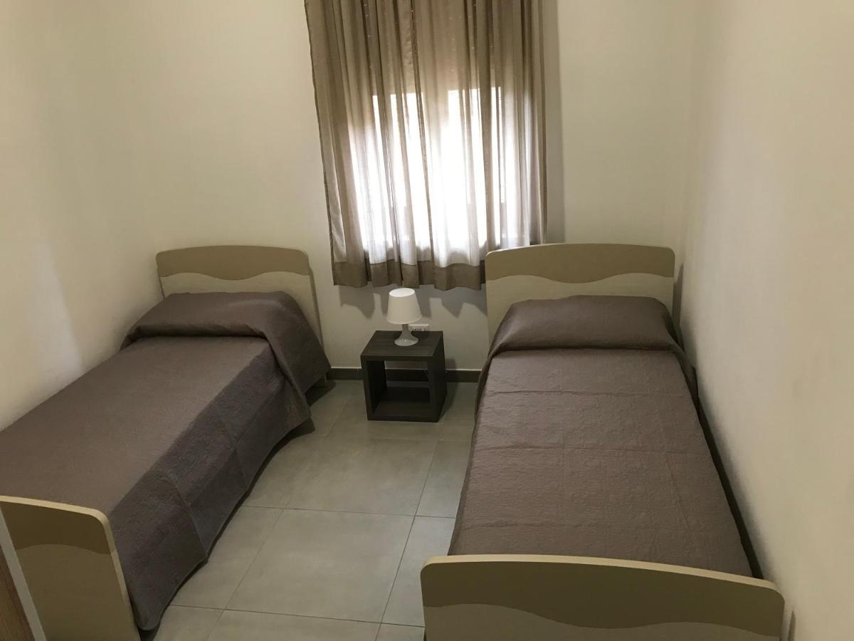 Scogliera Apartments 阿沃拉 外观 照片