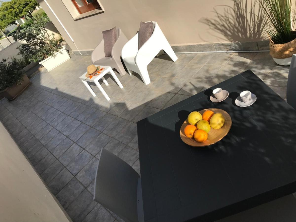 Scogliera Apartments 阿沃拉 外观 照片