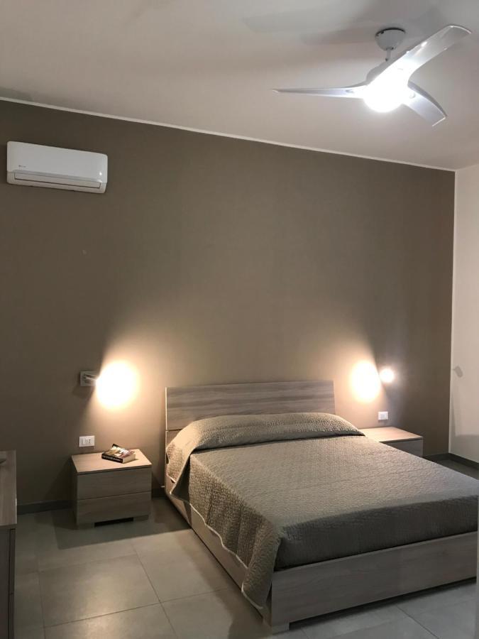 Scogliera Apartments 阿沃拉 外观 照片