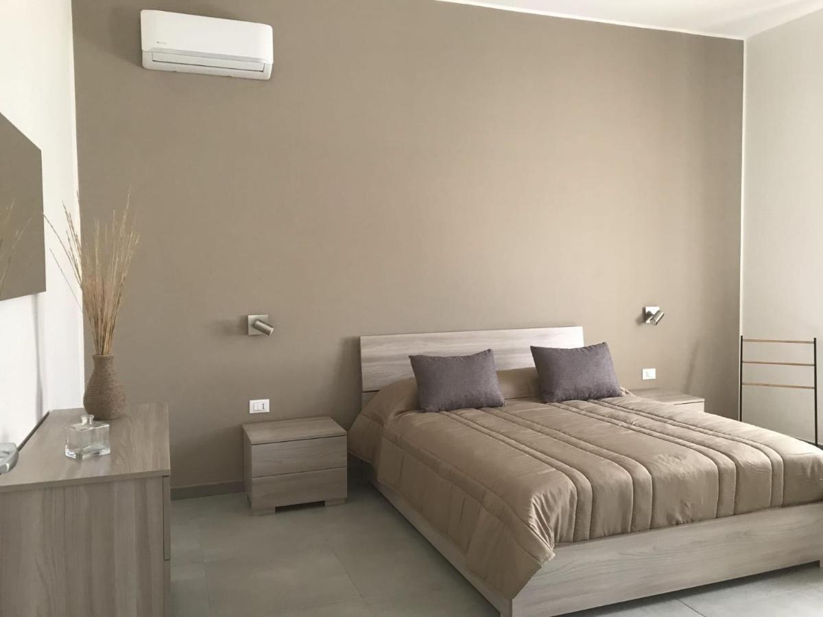 Scogliera Apartments 阿沃拉 外观 照片