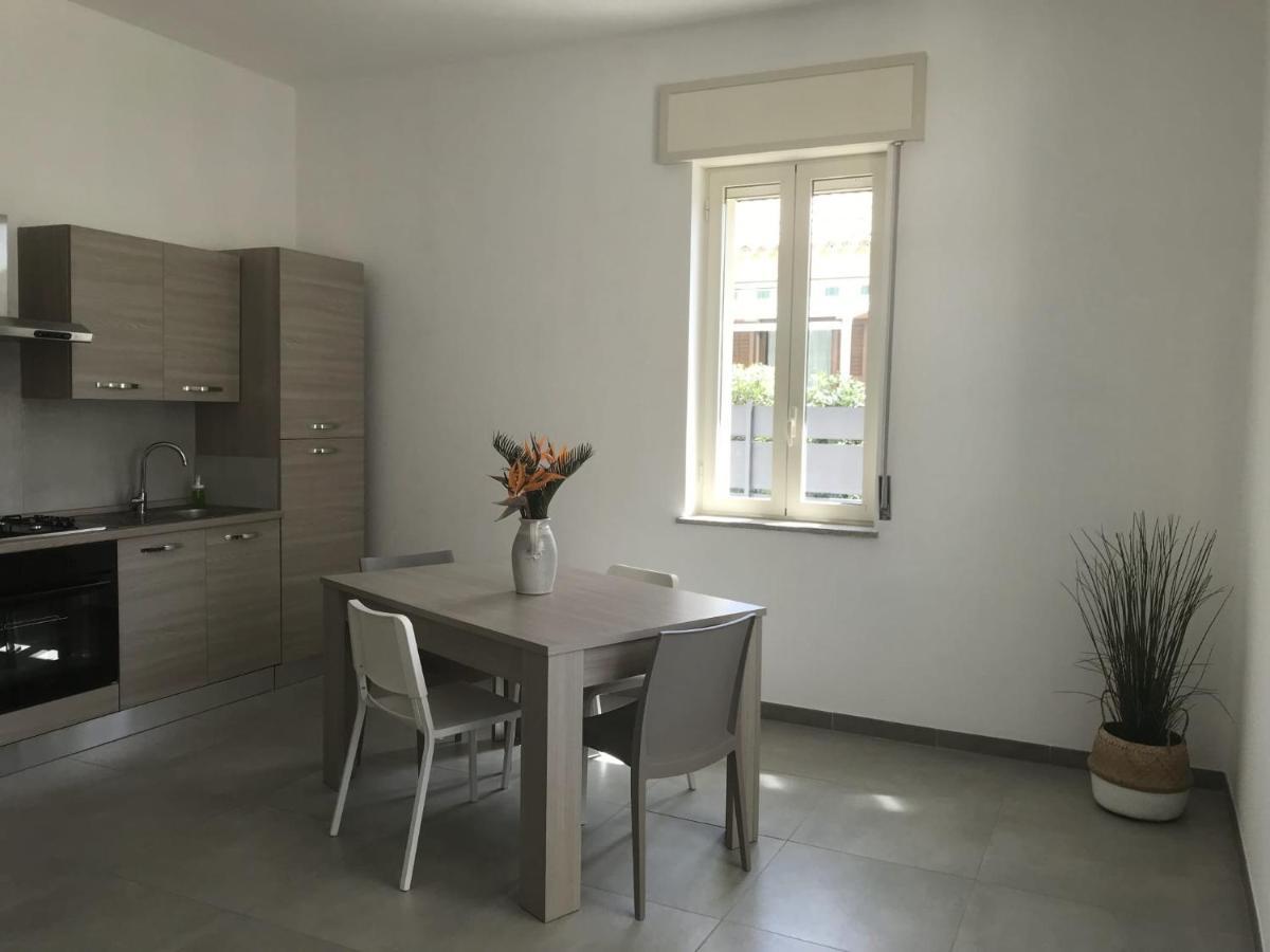 Scogliera Apartments 阿沃拉 外观 照片