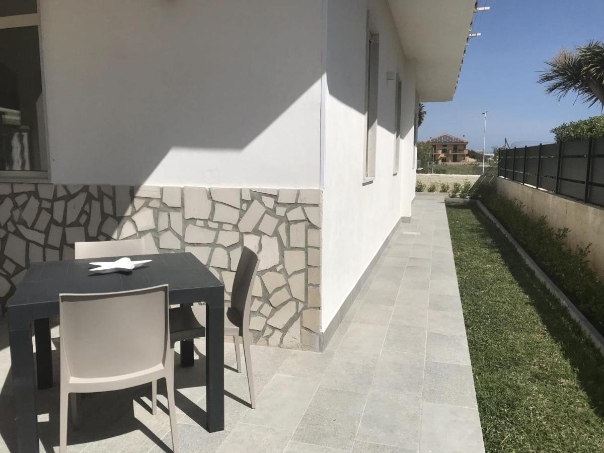Scogliera Apartments 阿沃拉 外观 照片